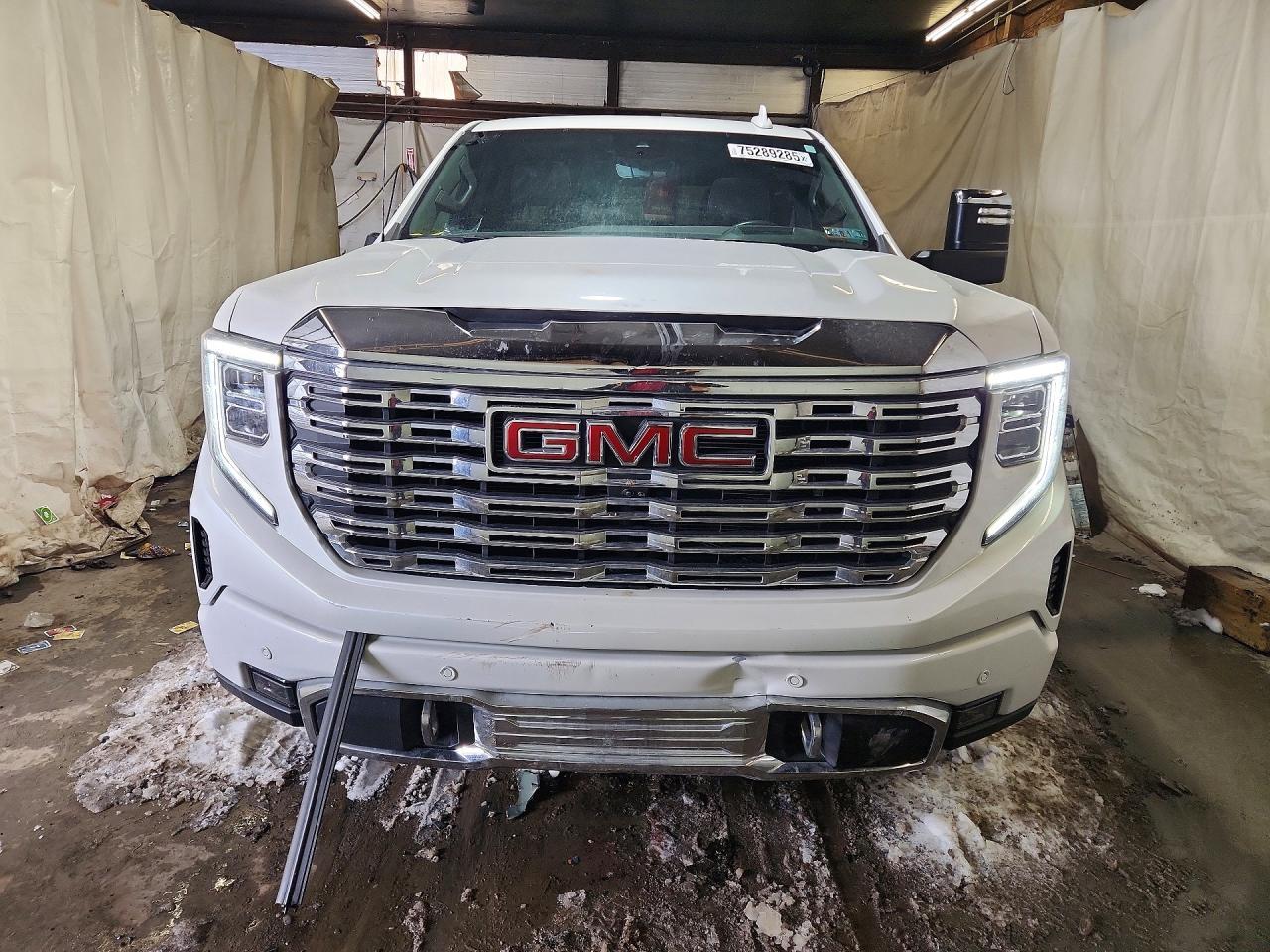 2024 GMC Sierra