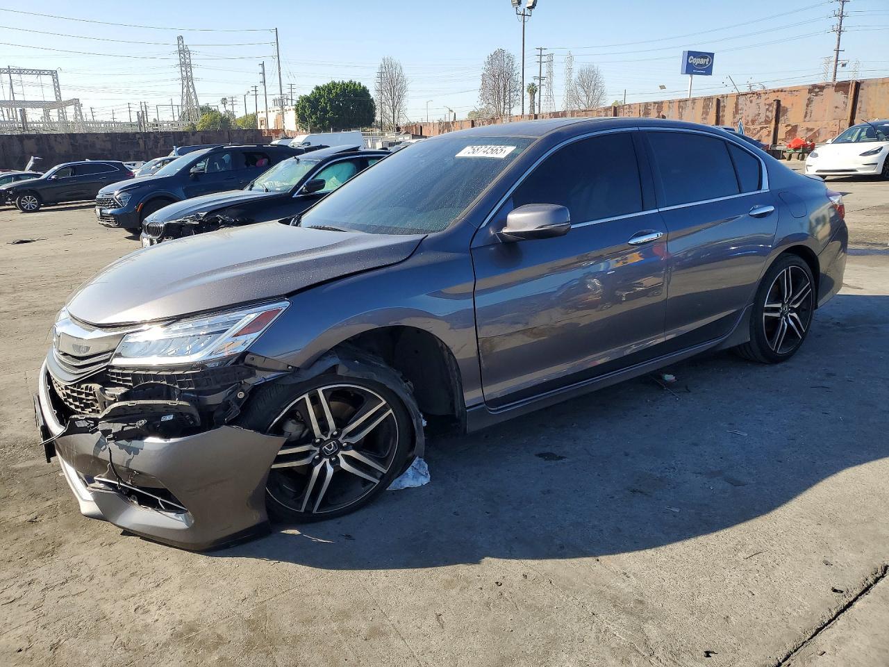 2017 HONDA ACCORD