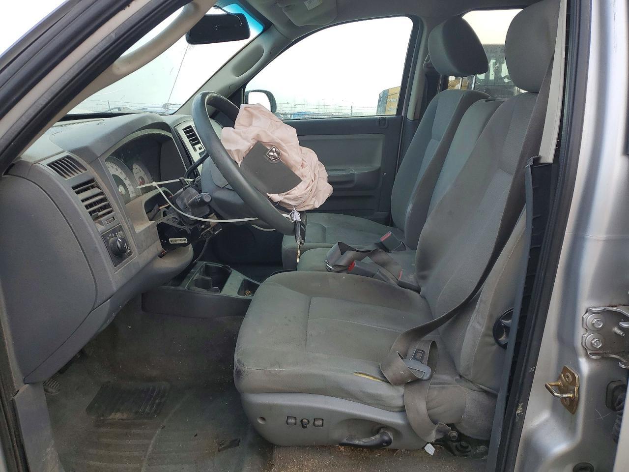 2006 DODGE Dakota
