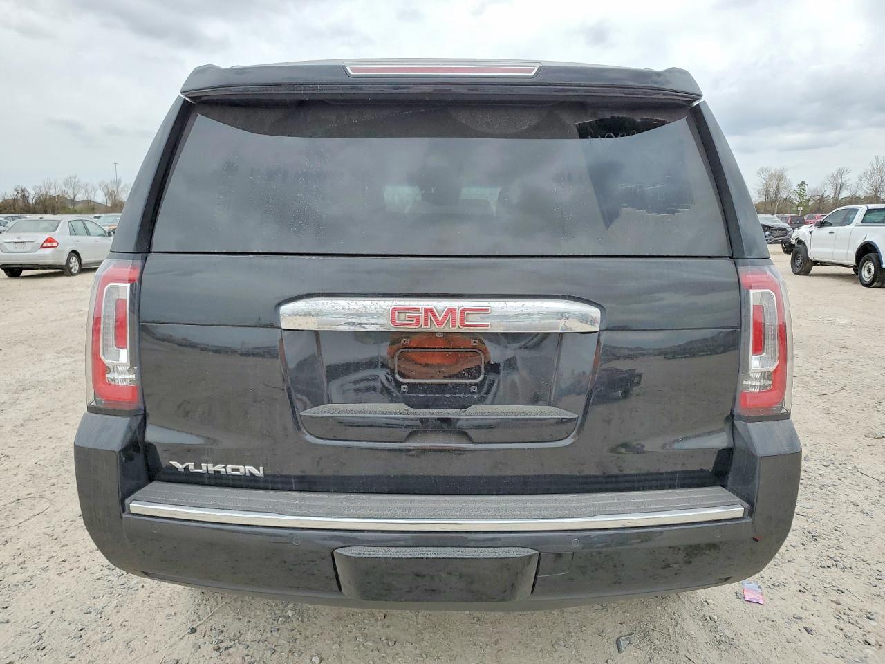 2015 GMC Yukon