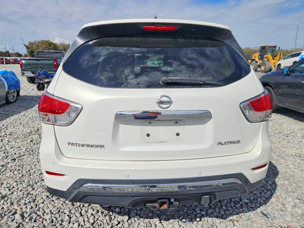 2014 NISSAN PATHFINDER