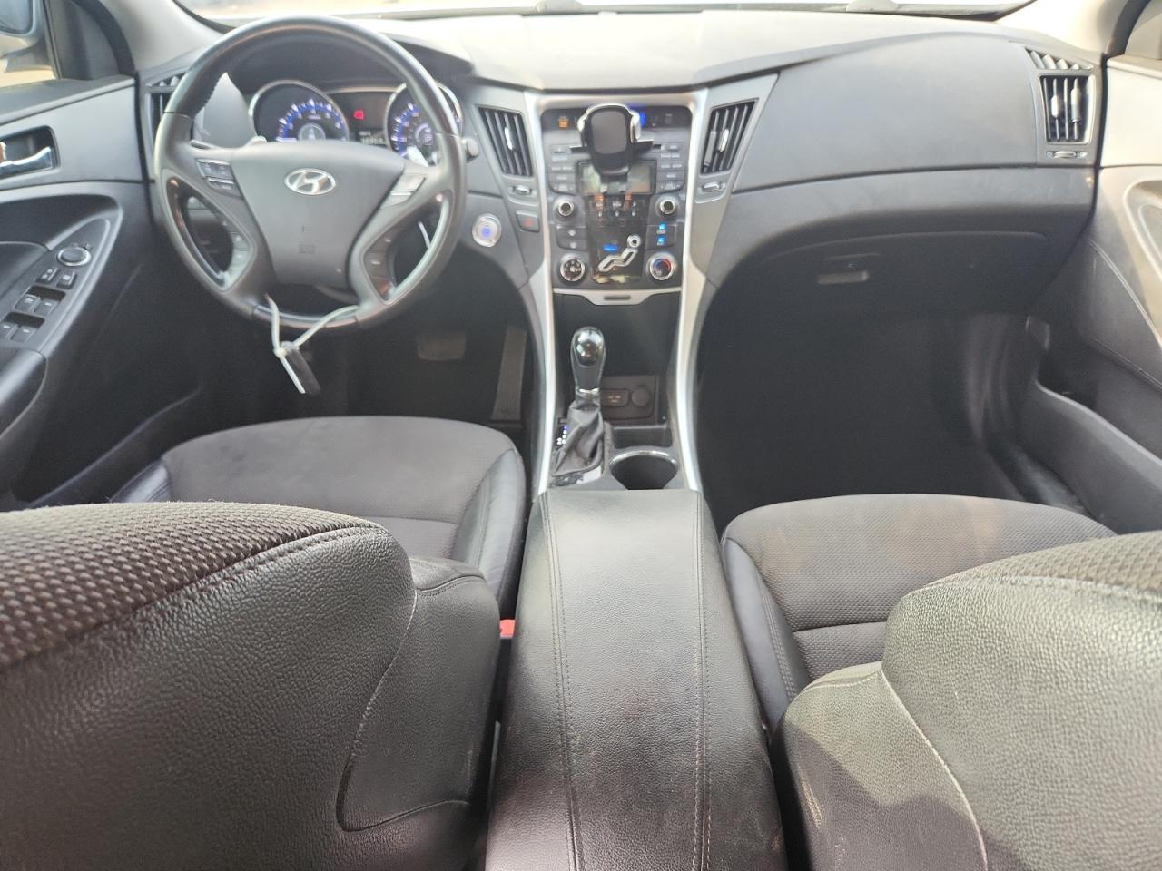 2013 HYUNDAI SONATA
