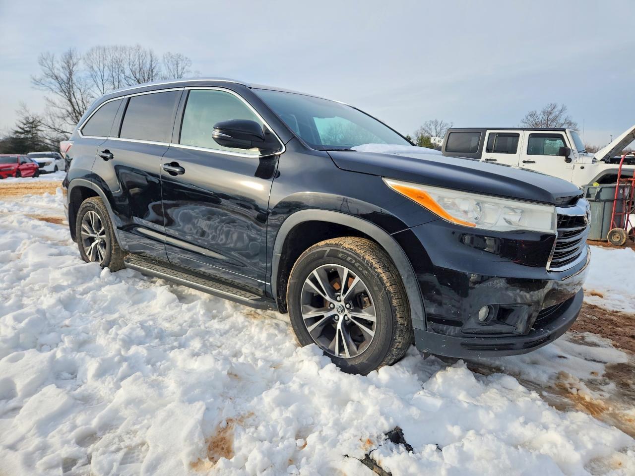2016 TOYOTA HIGHLANDER