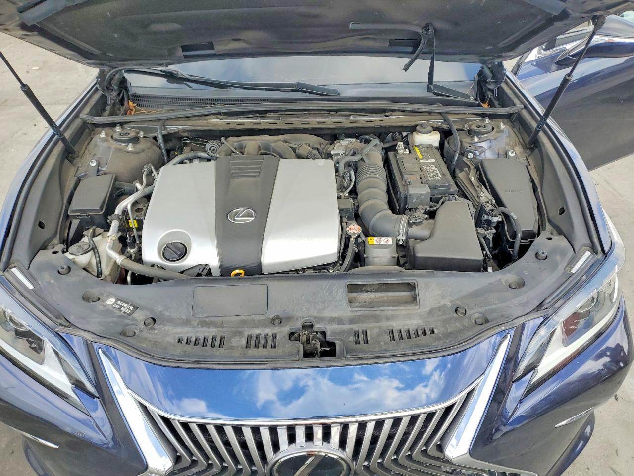 2019 LEXUS ES 350