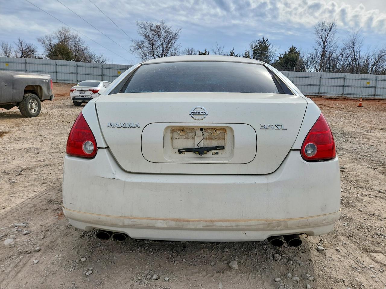2004 NISSAN Maxima
