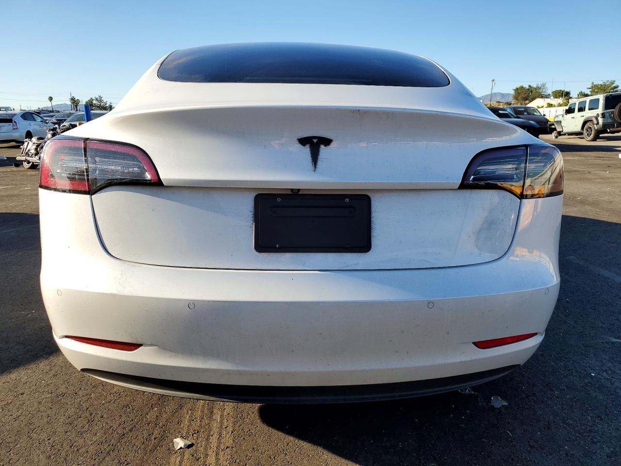 2021 TESLA MODEL 3