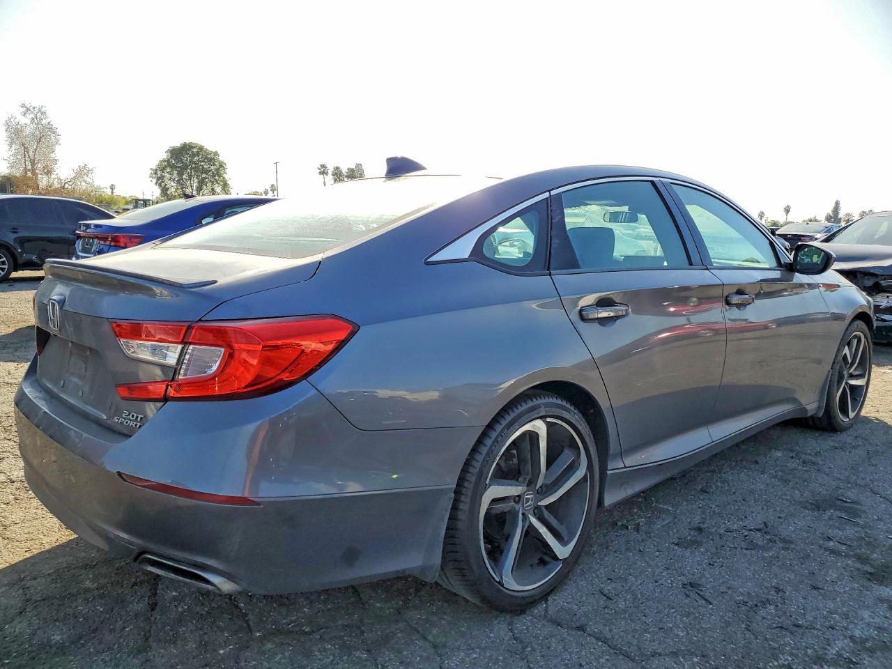 2018 HONDA ACCORD