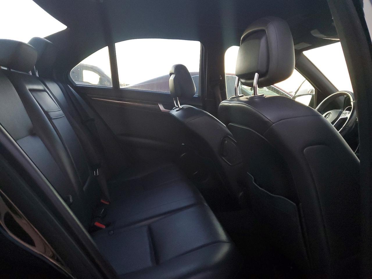 2012 MERCEDES-BENZ C-CLASS