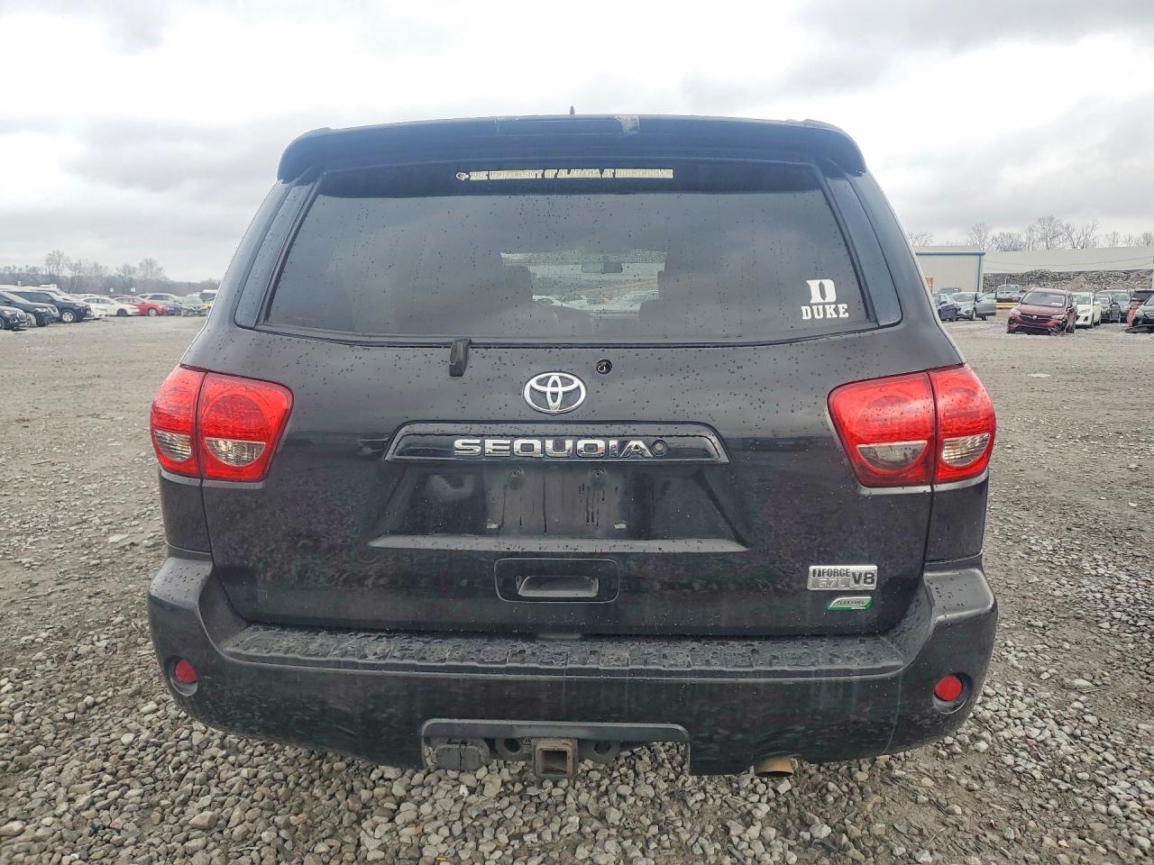 2015 TOYOTA Sequoia