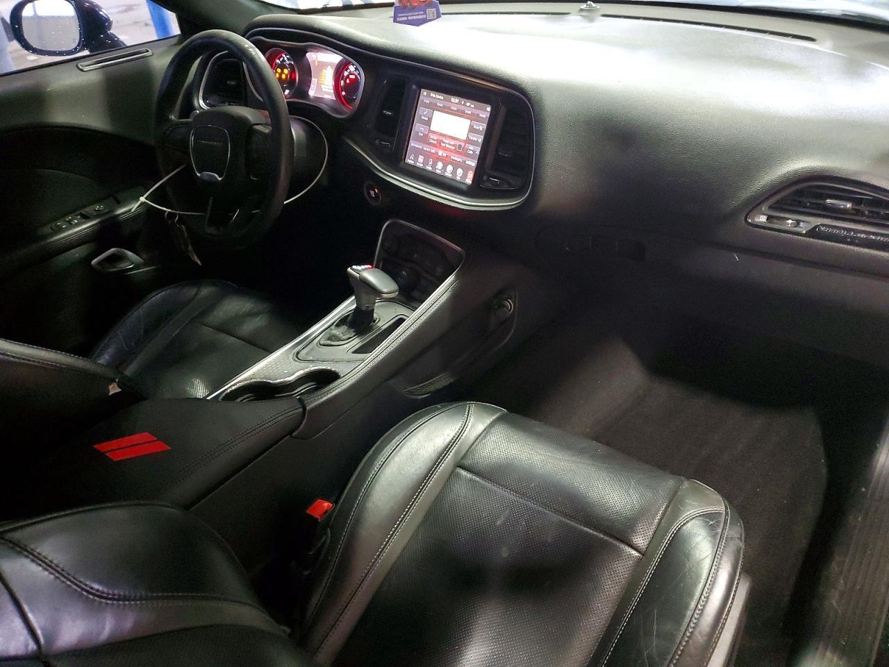 2015 DODGE Challenger