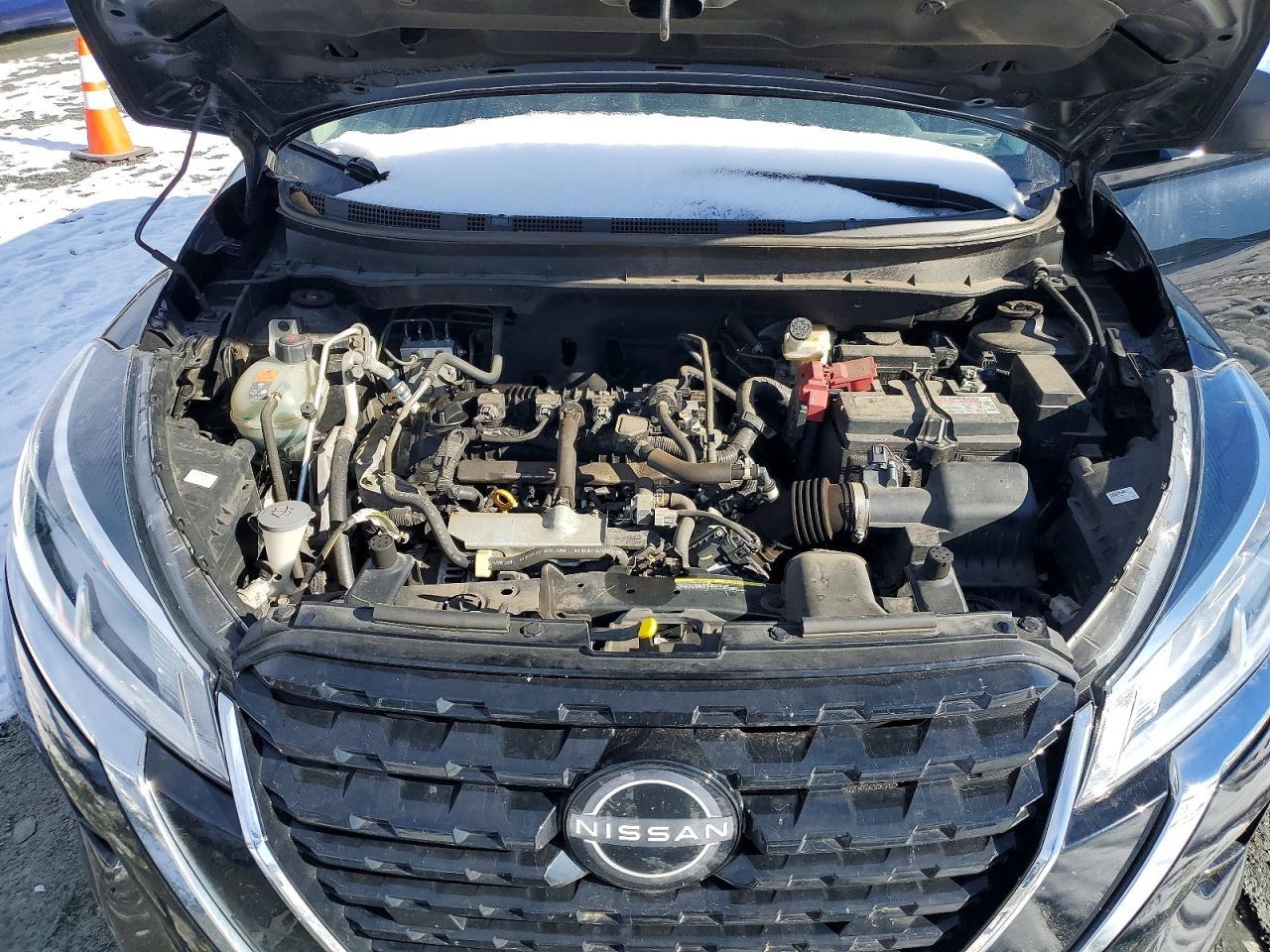 2023 NISSAN KICKS