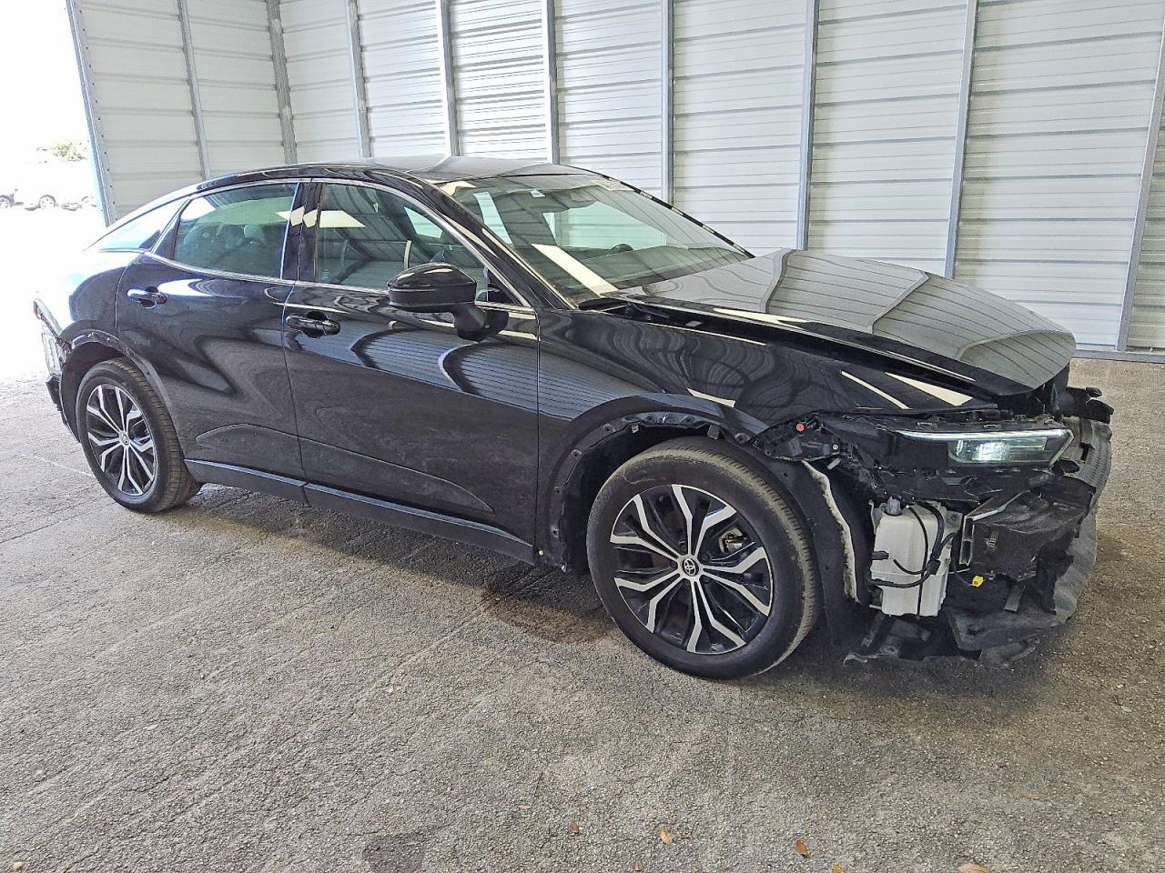 2025 TOYOTA Crown