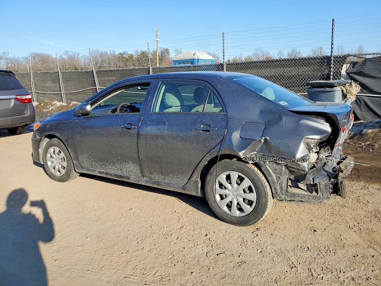 2012 TOYOTA COROLLA