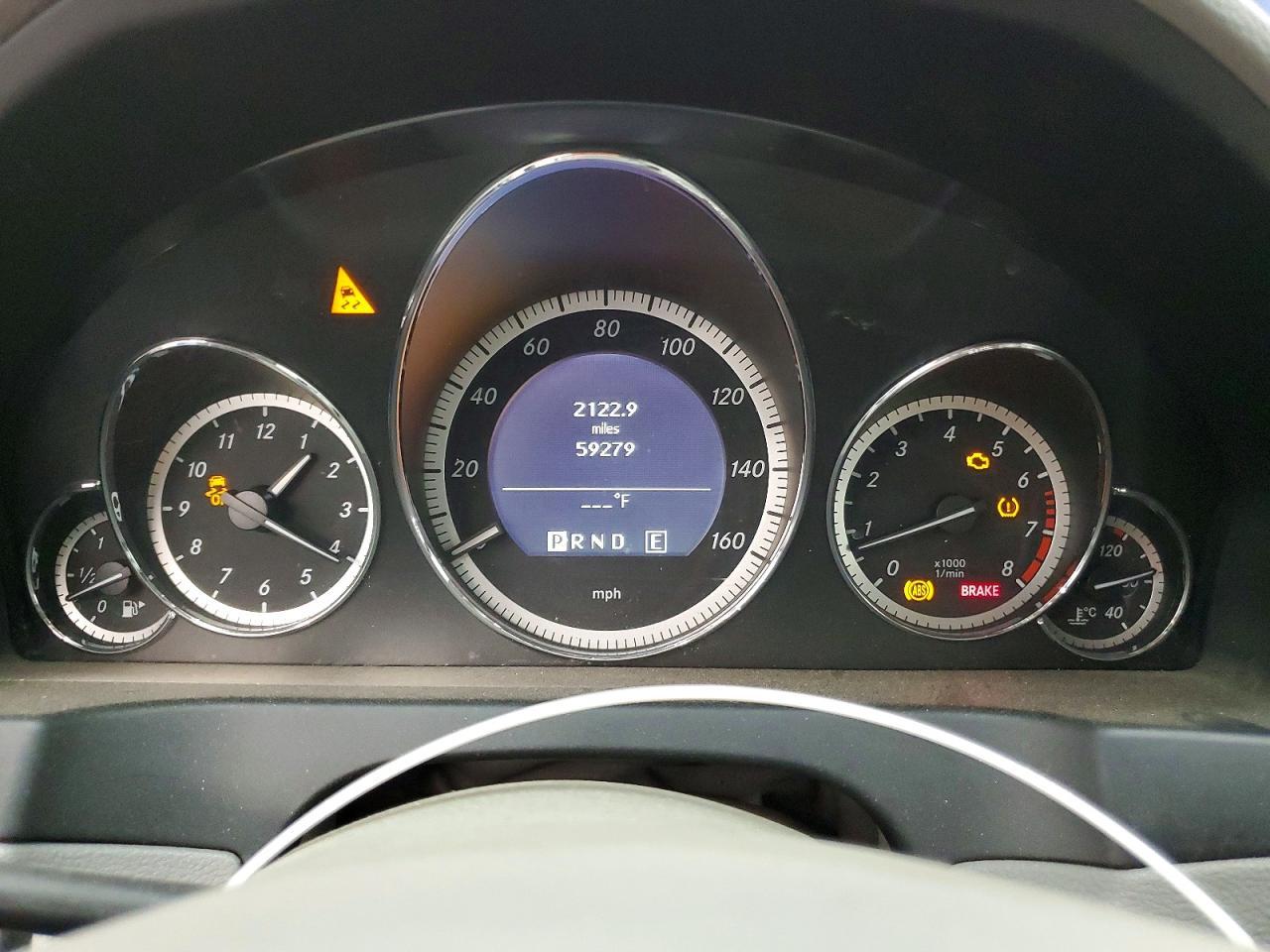 2011 MERCEDES-BENZ E-Class