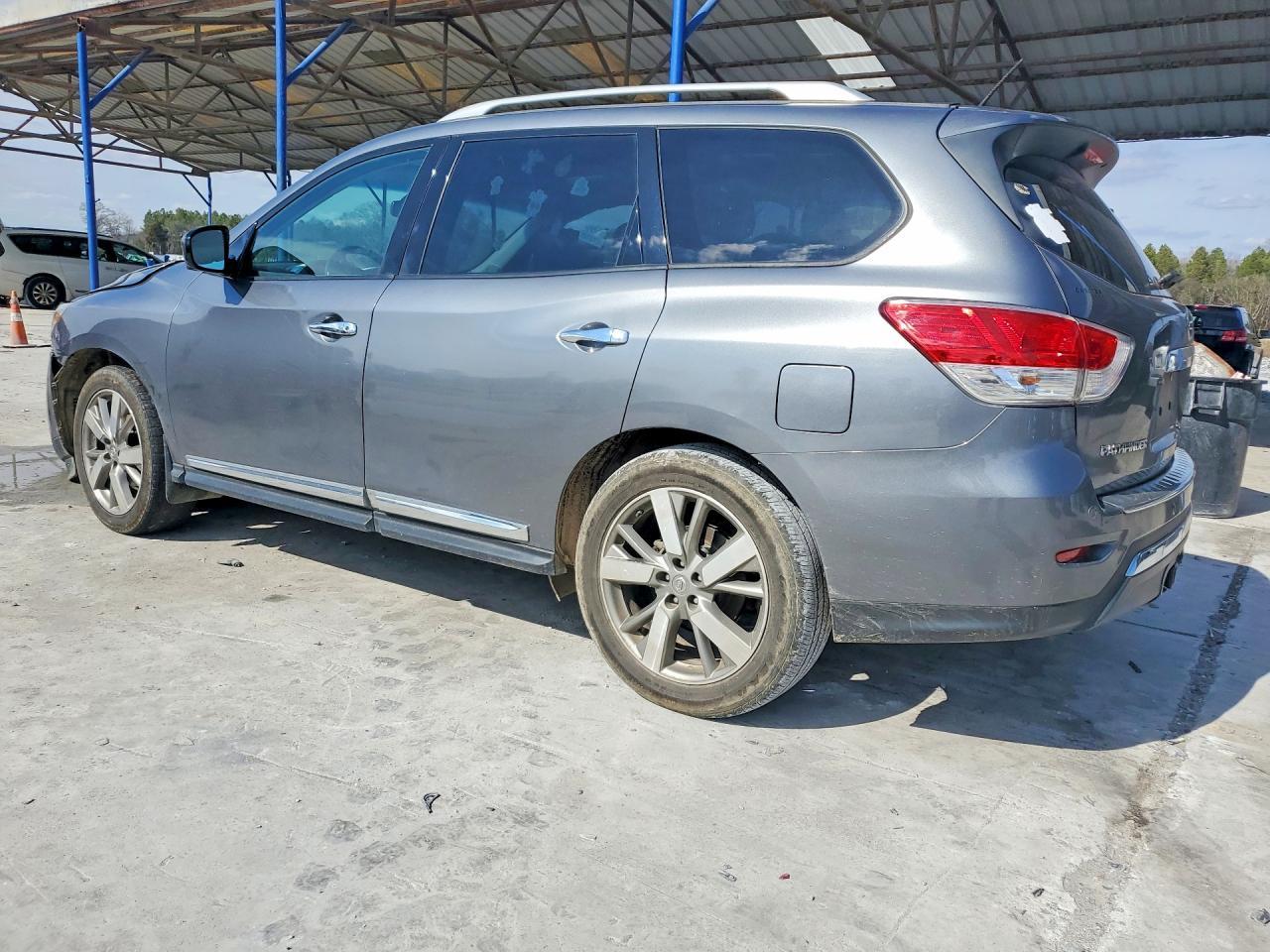 2015 NISSAN PATHFINDER