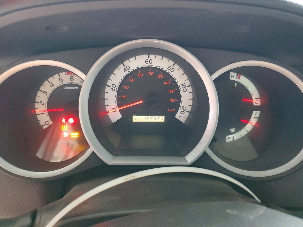 2011 TOYOTA TACOMA