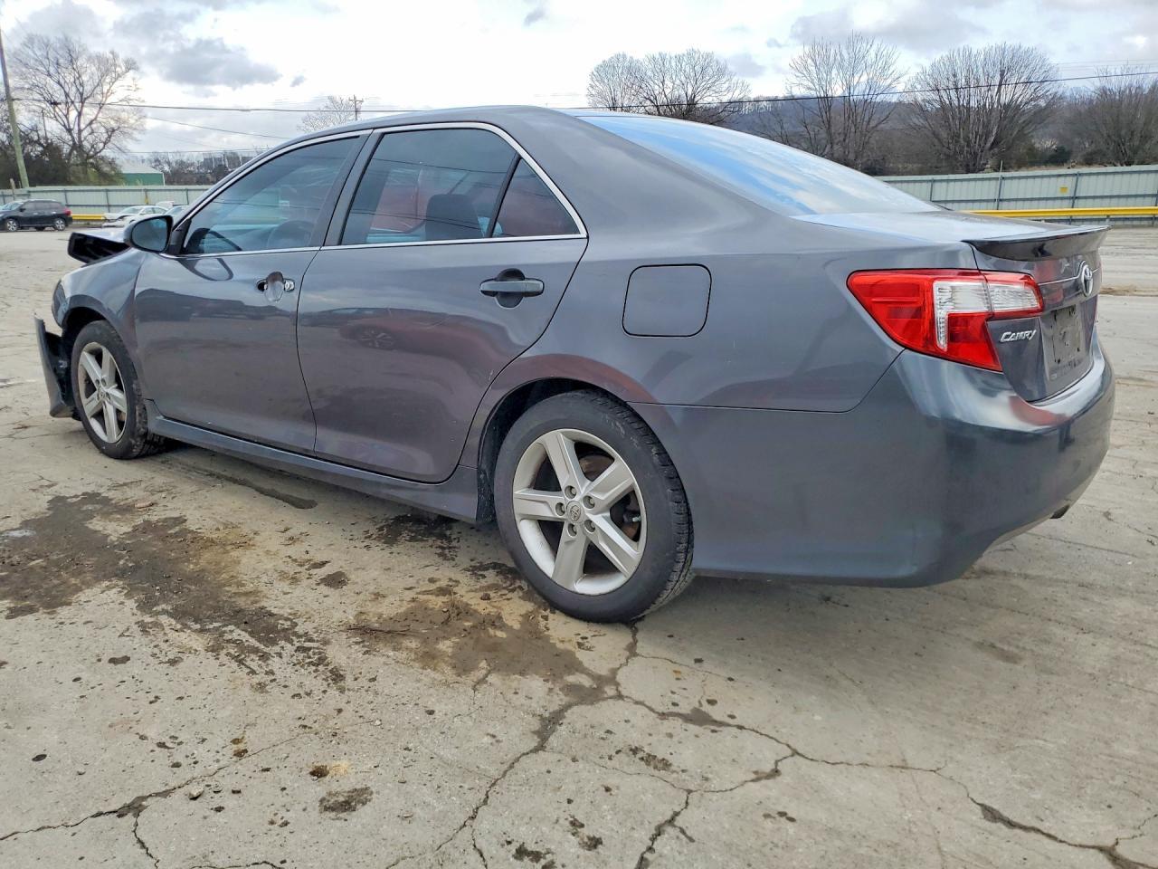 2014 TOYOTA CAMRY
