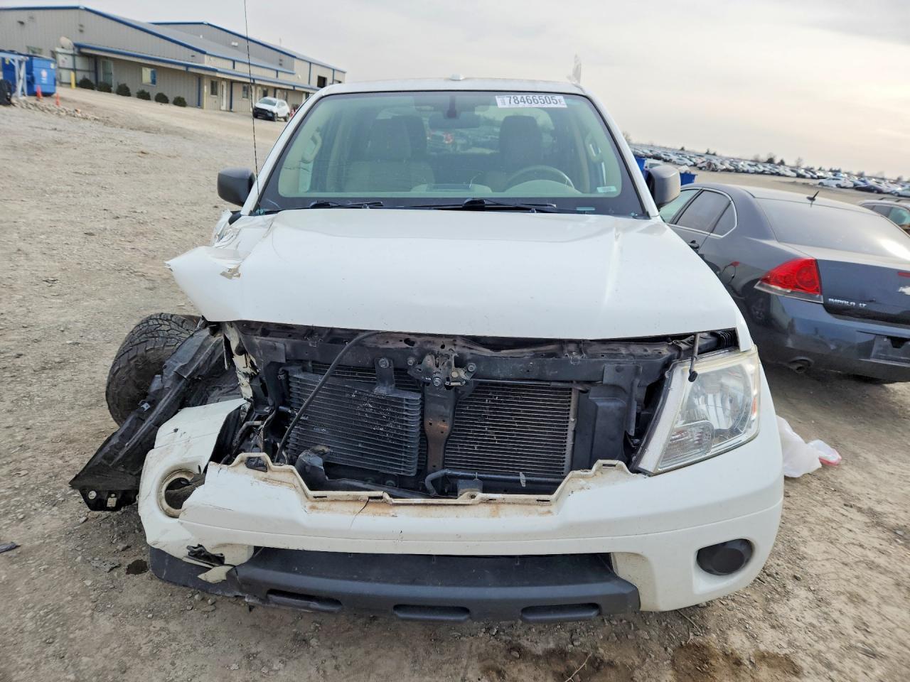 2013 NISSAN Frontier