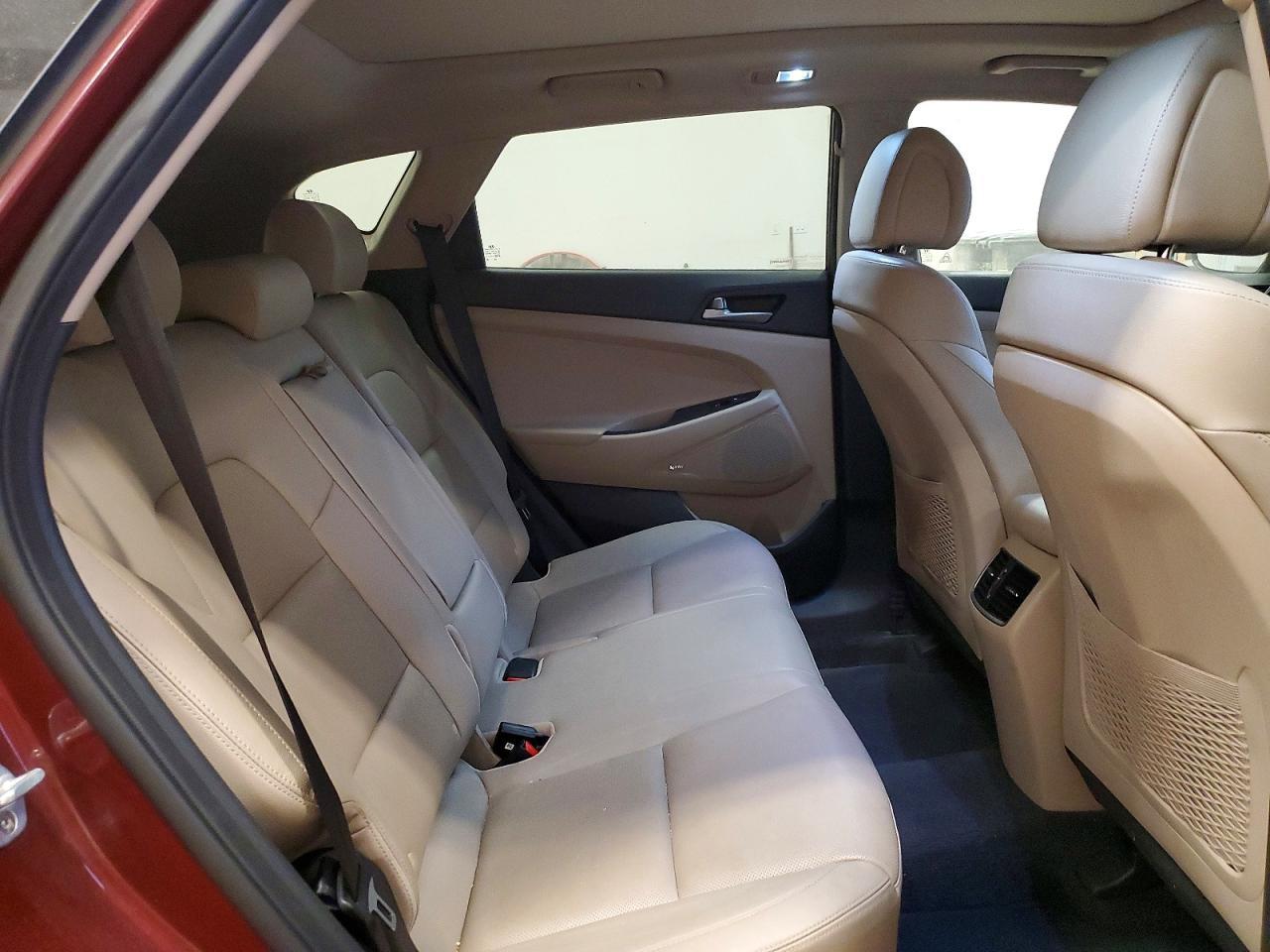 2018 HYUNDAI TUCSON