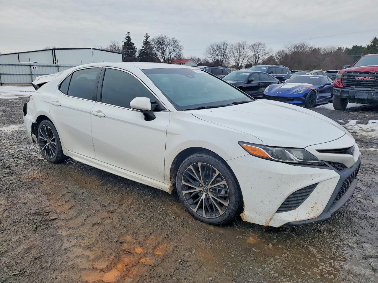 2018 TOYOTA CAMRY