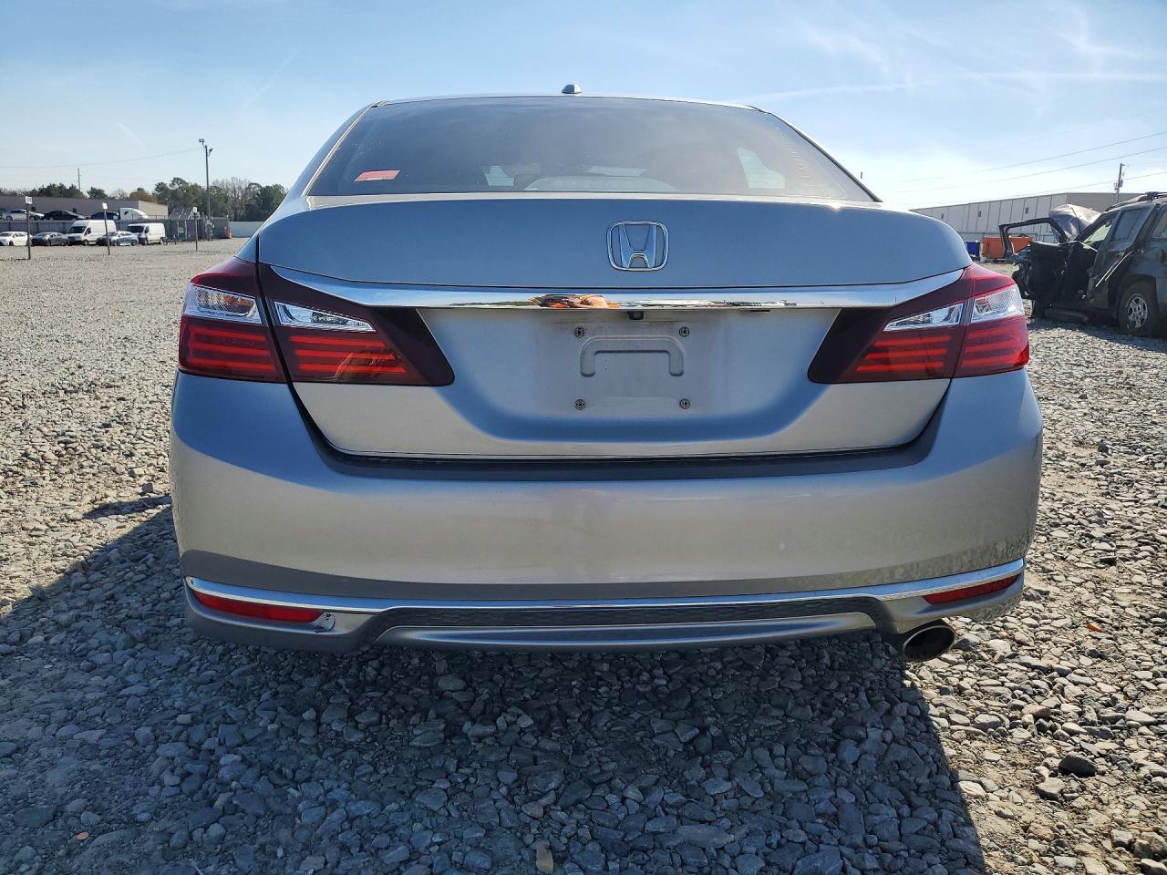 2017 HONDA ACCORD