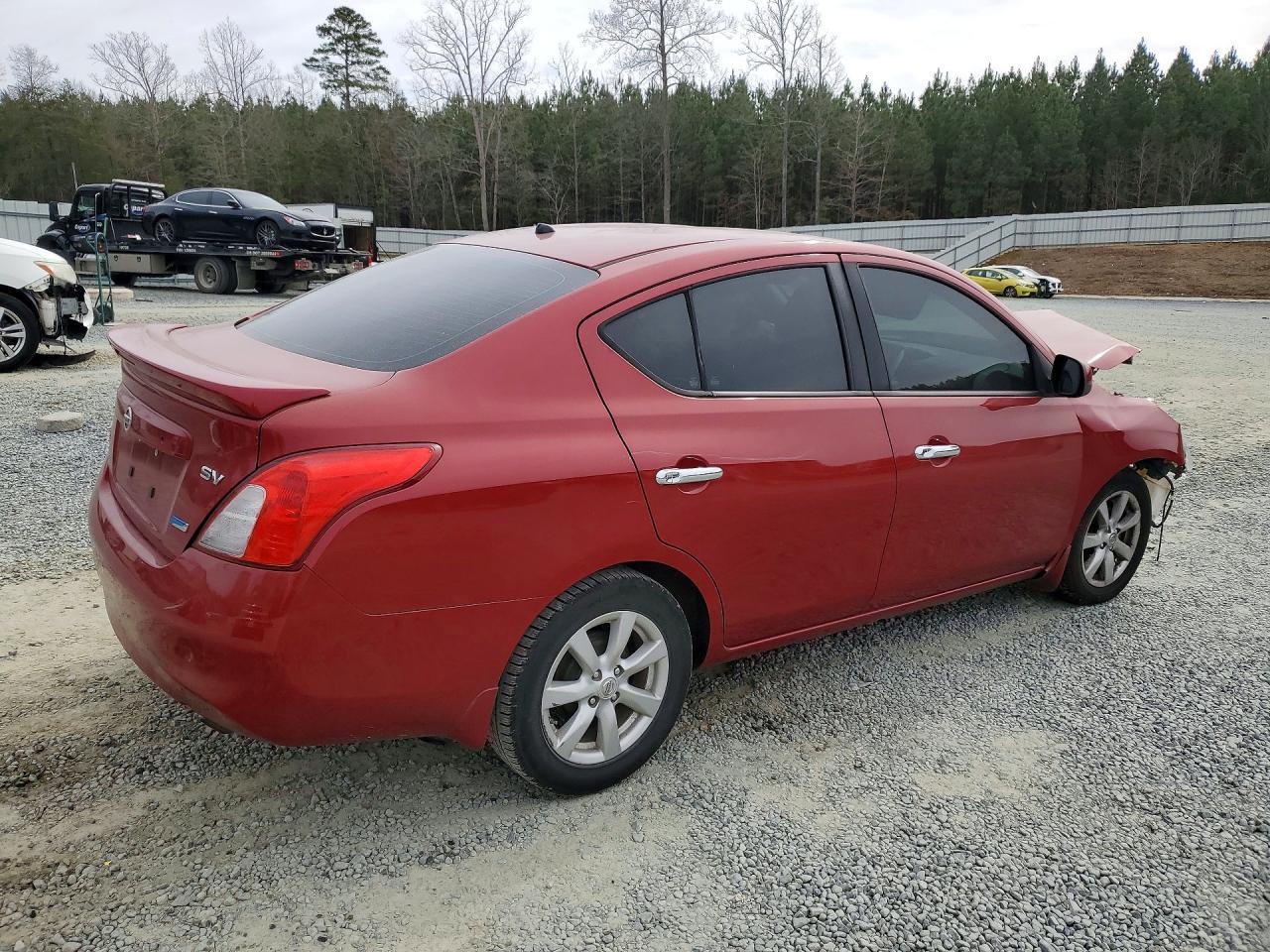 2014 NISSAN VERSA