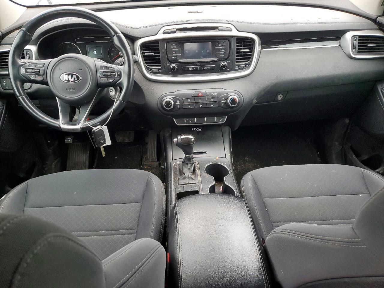 2016 KIA SORENTO