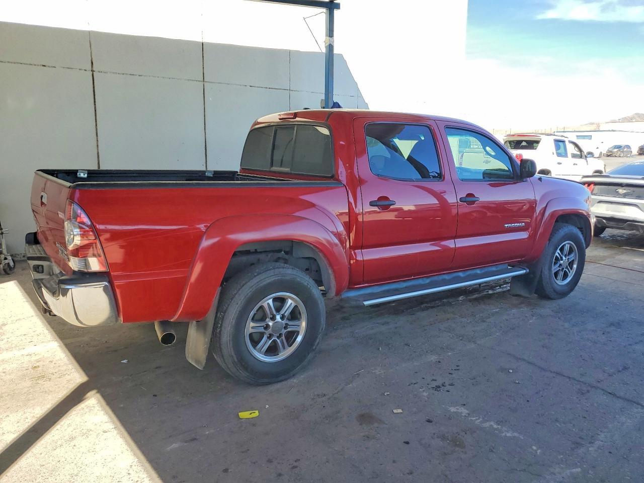 2011 TOYOTA TACOMA