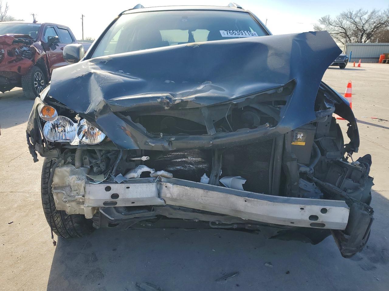 2004 LEXUS RX 350