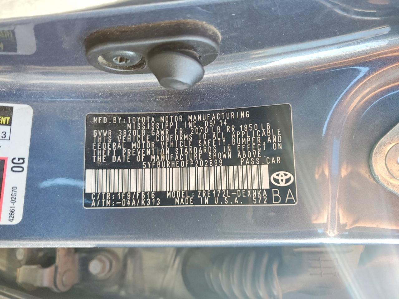 2015 TOYOTA COROLLA