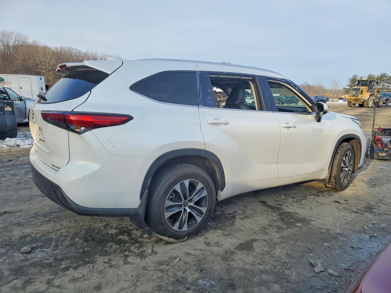 2022 TOYOTA HIGHLANDER