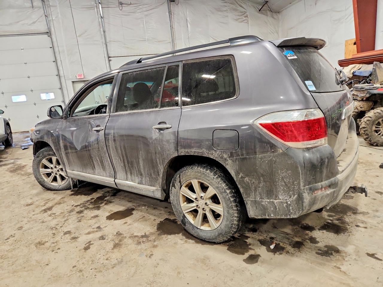 2011 TOYOTA HIGHLANDER