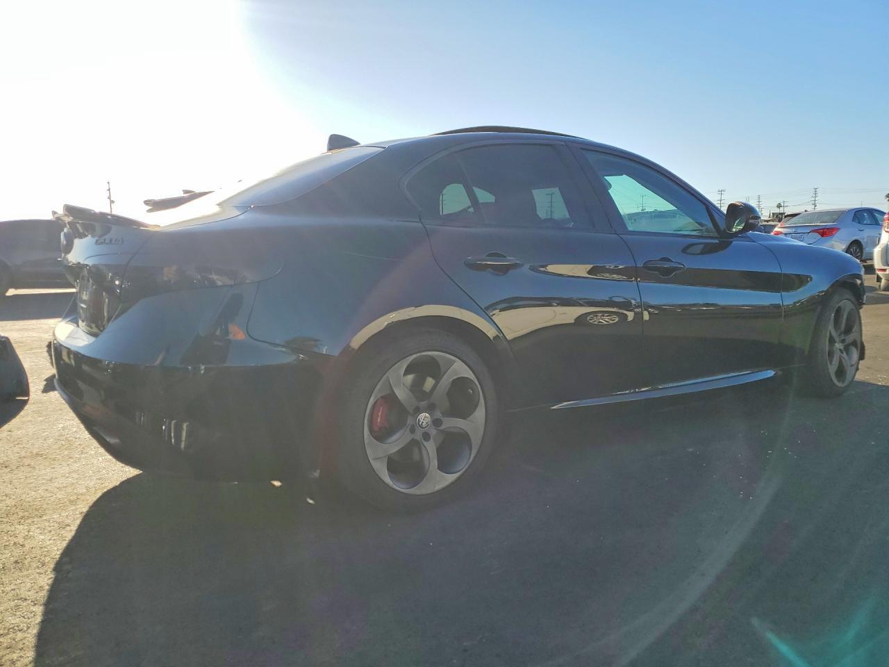 2017 ALFA ROMEO Giulia