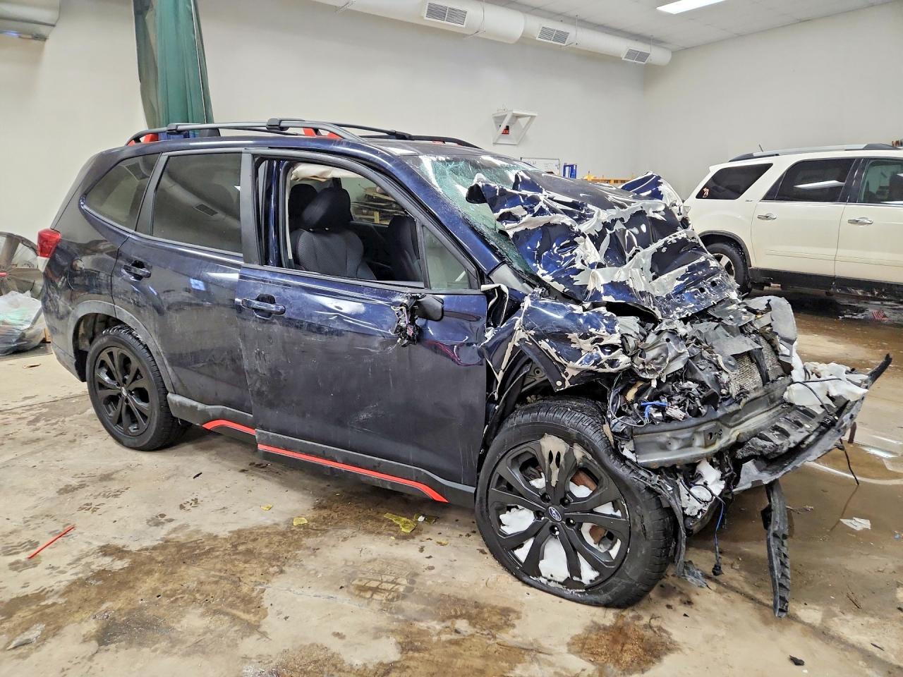 2019 SUBARU FORESTER