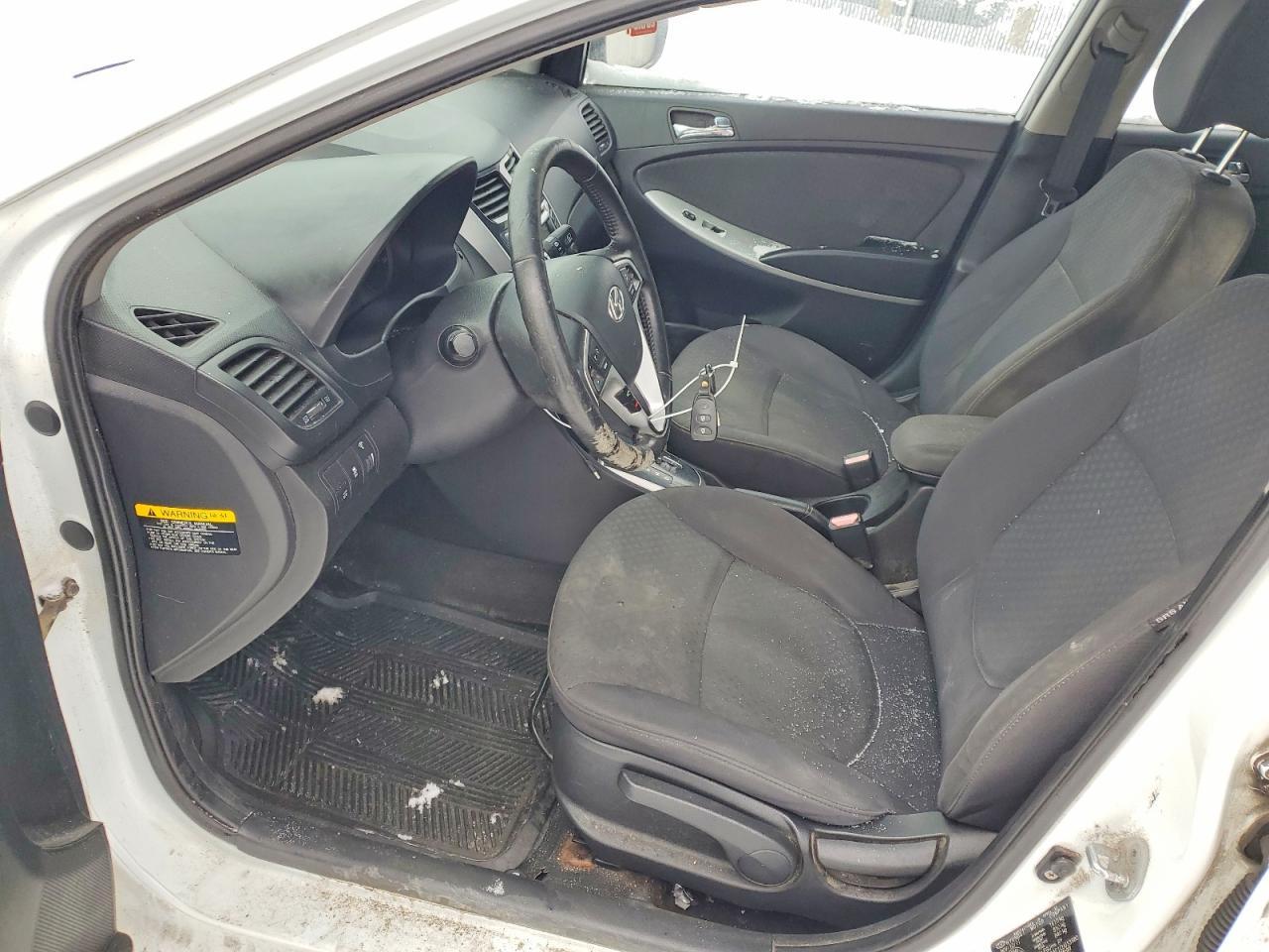 2012 HYUNDAI ACCENT