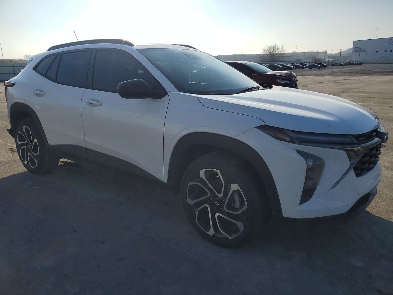2025 CHEVROLET TRAX