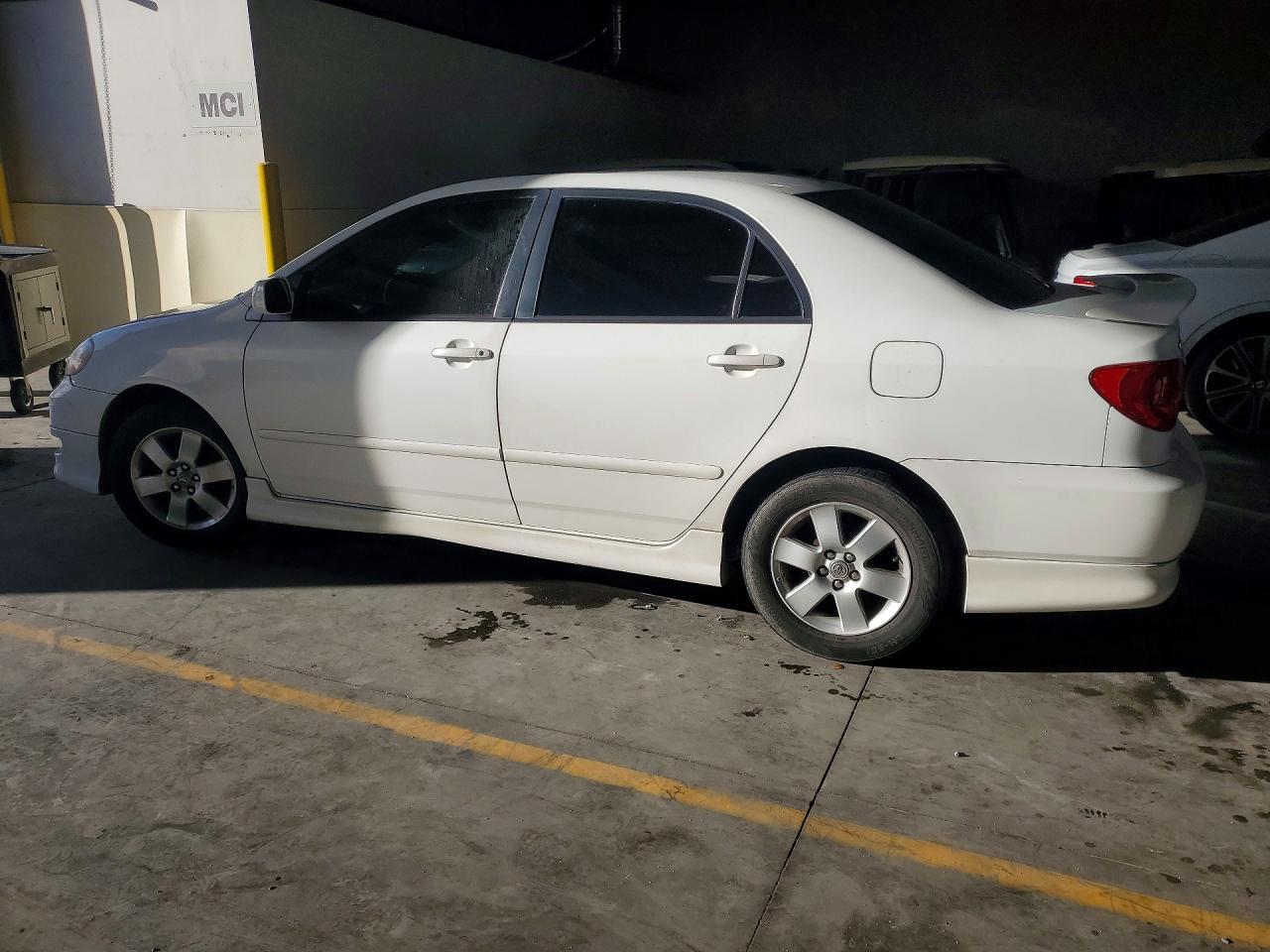 2005 TOYOTA COROLLA
