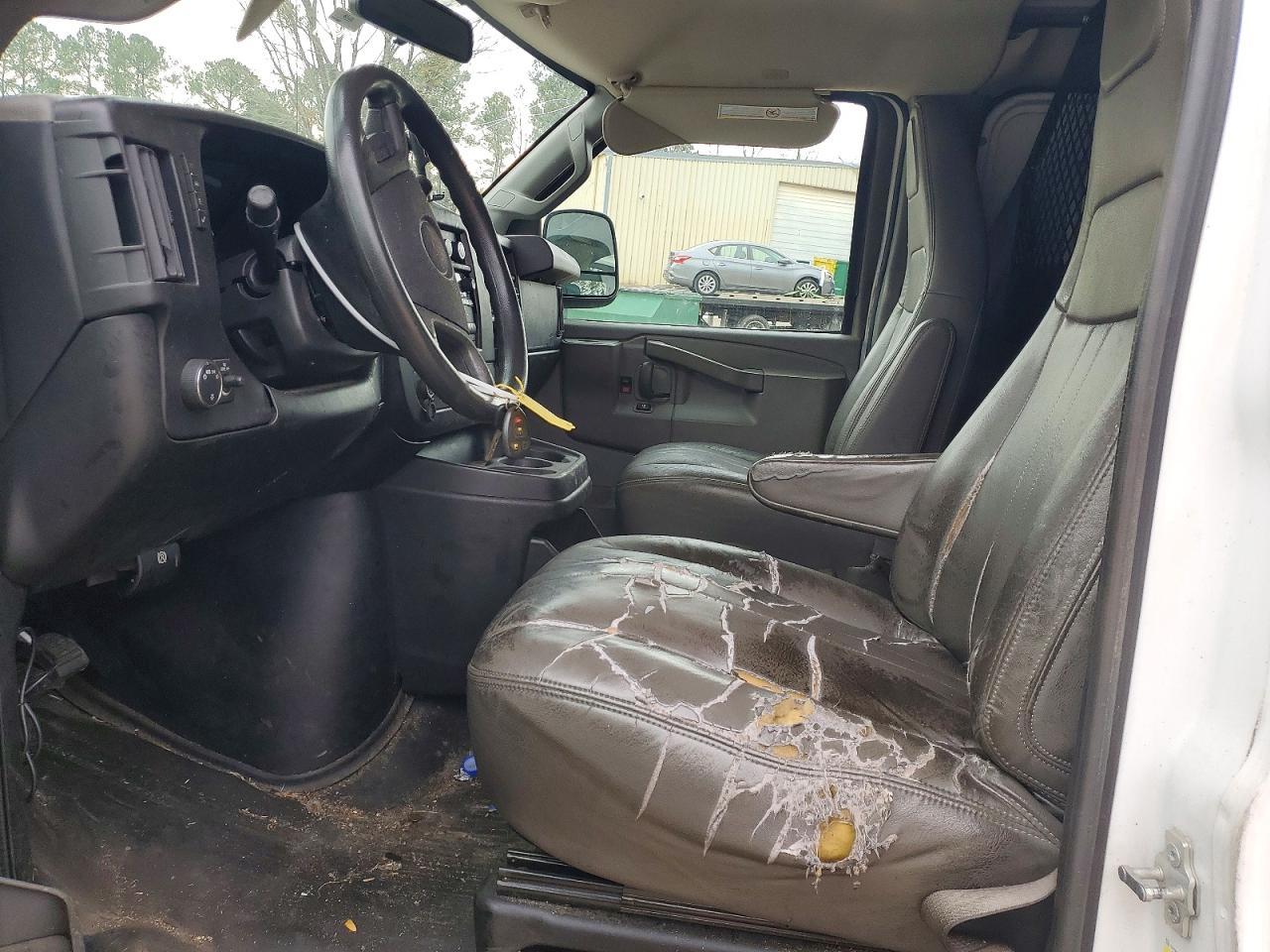 2017 CHEVROLET EXPRESS 2500