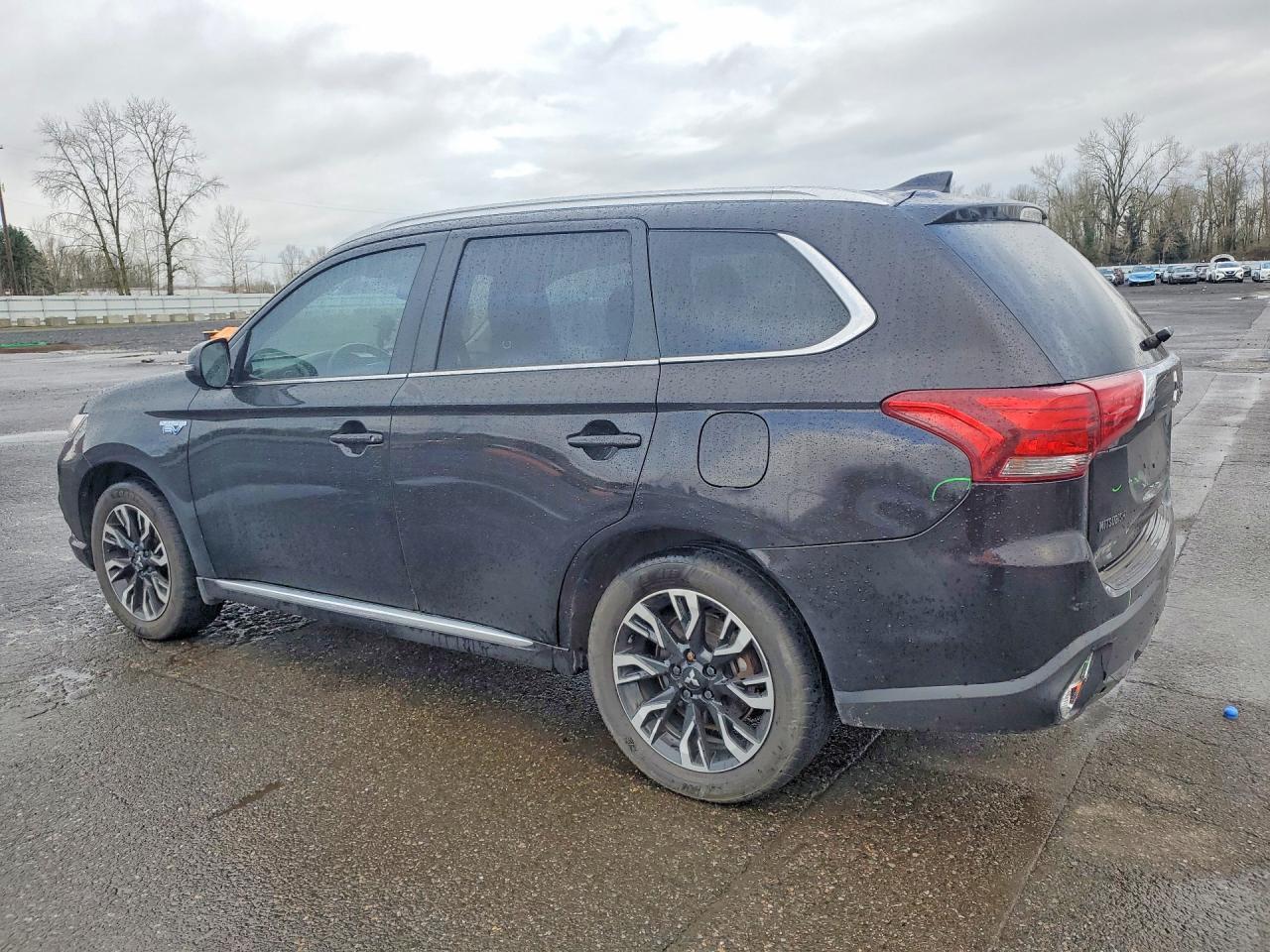 2018 MITSUBISHI outlander