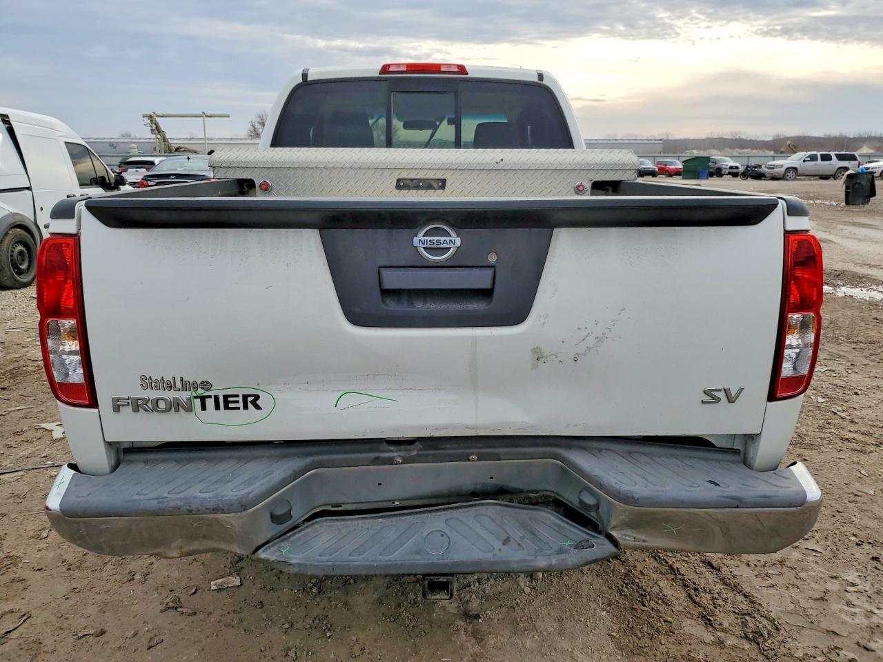 2015 NISSAN Frontier