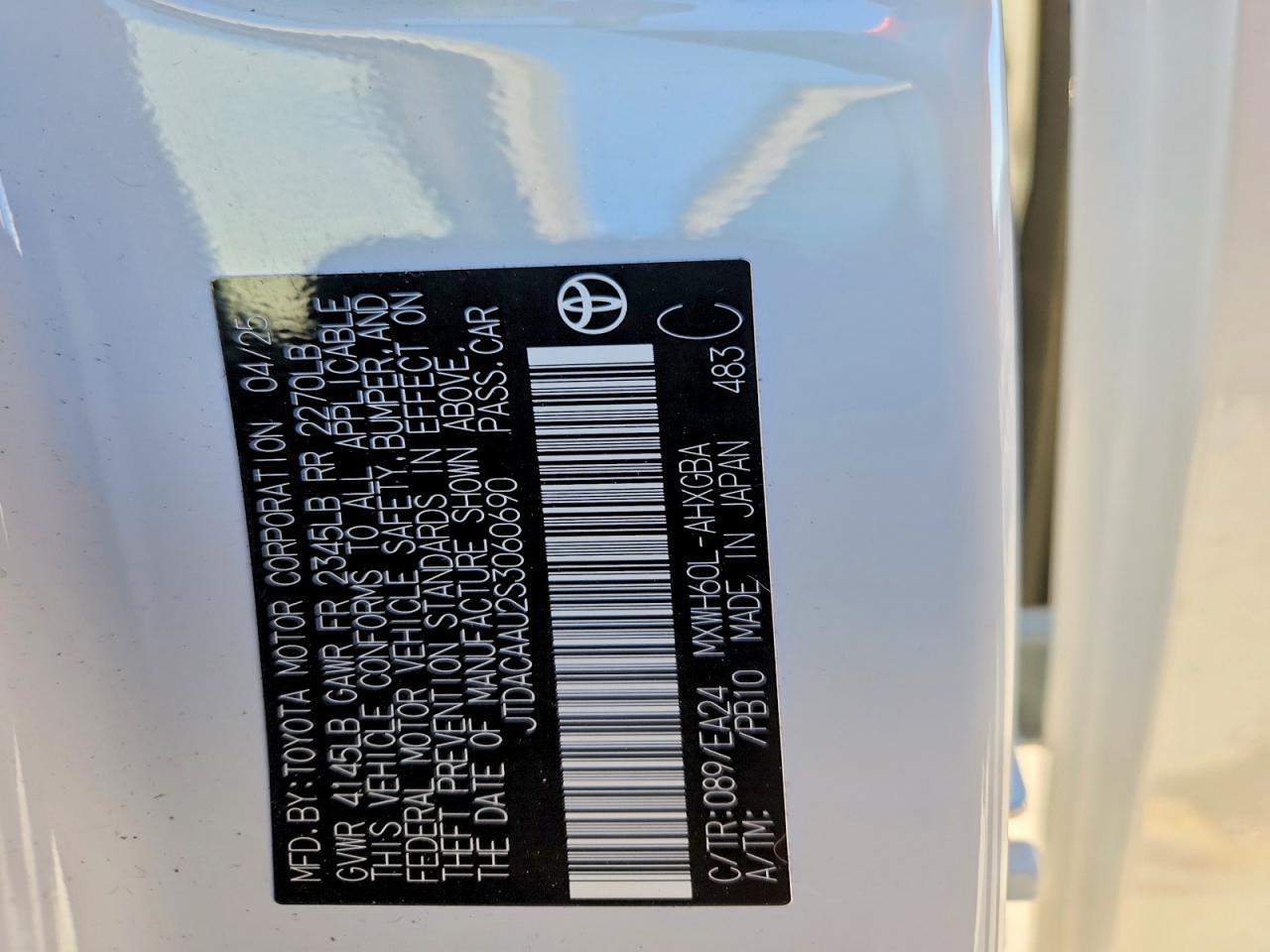 2025 TOYOTA PRIUS