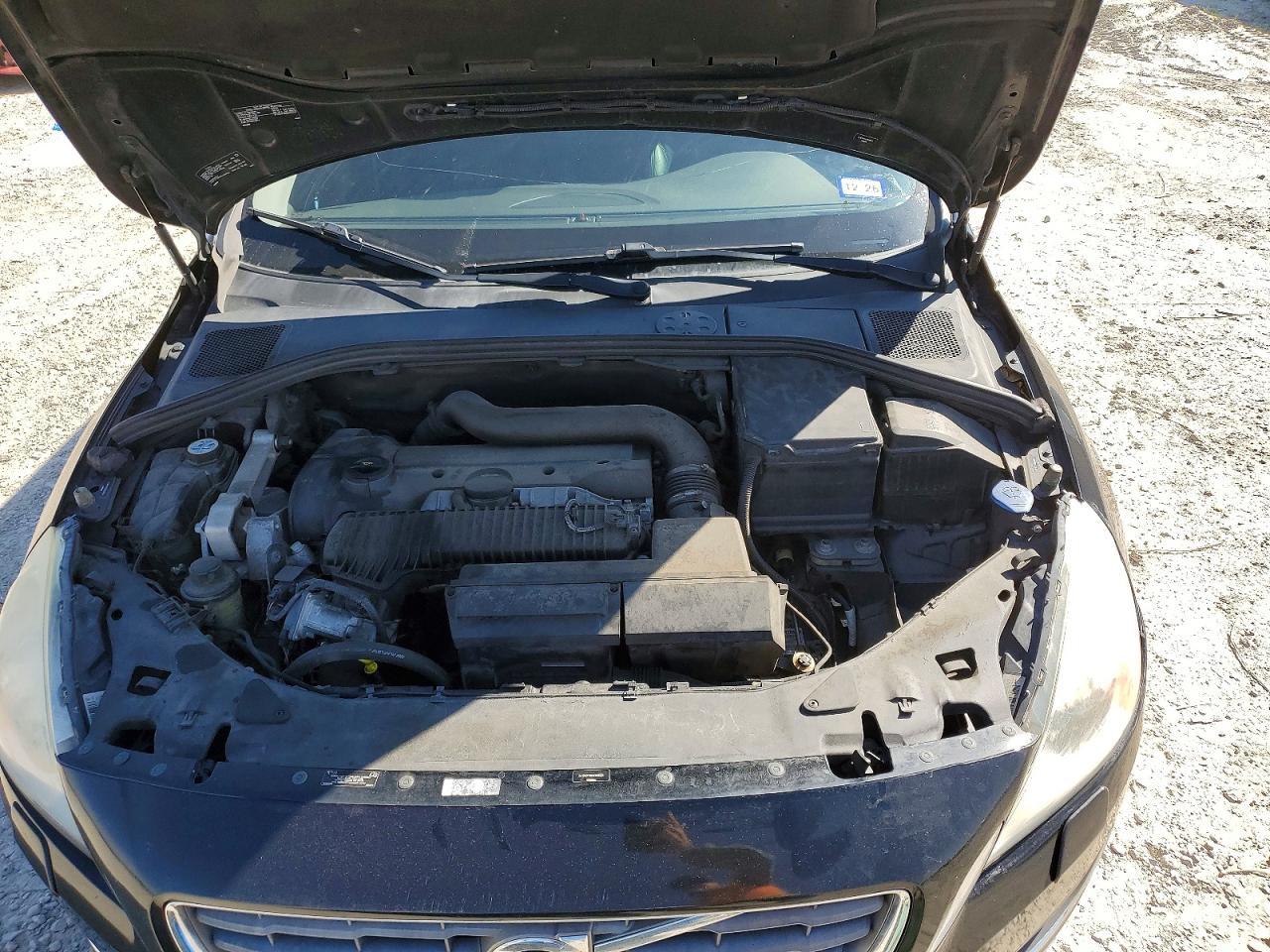2013 VOLVO S60