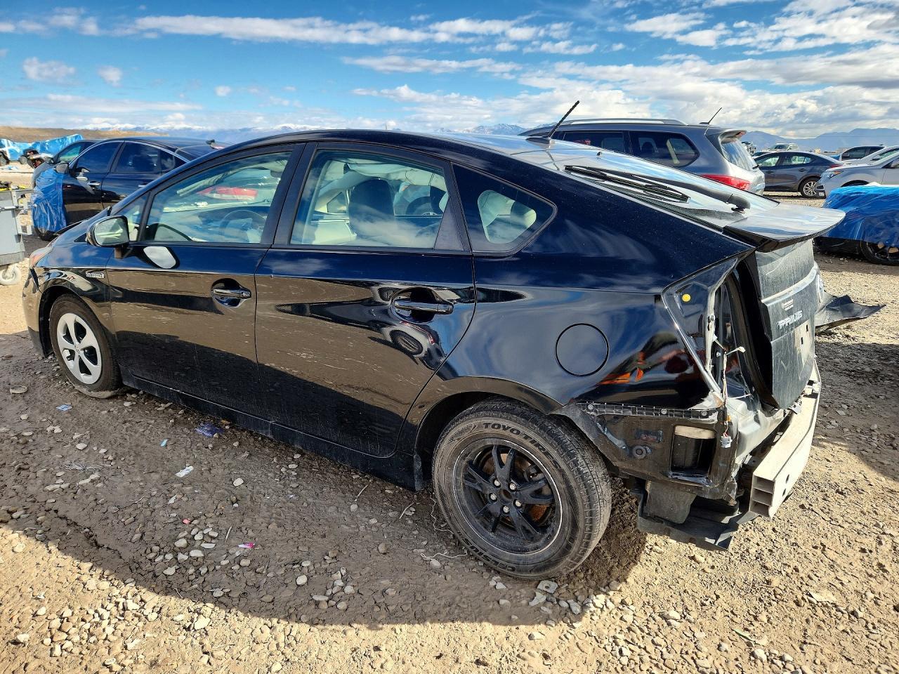 2015 TOYOTA PRIUS
