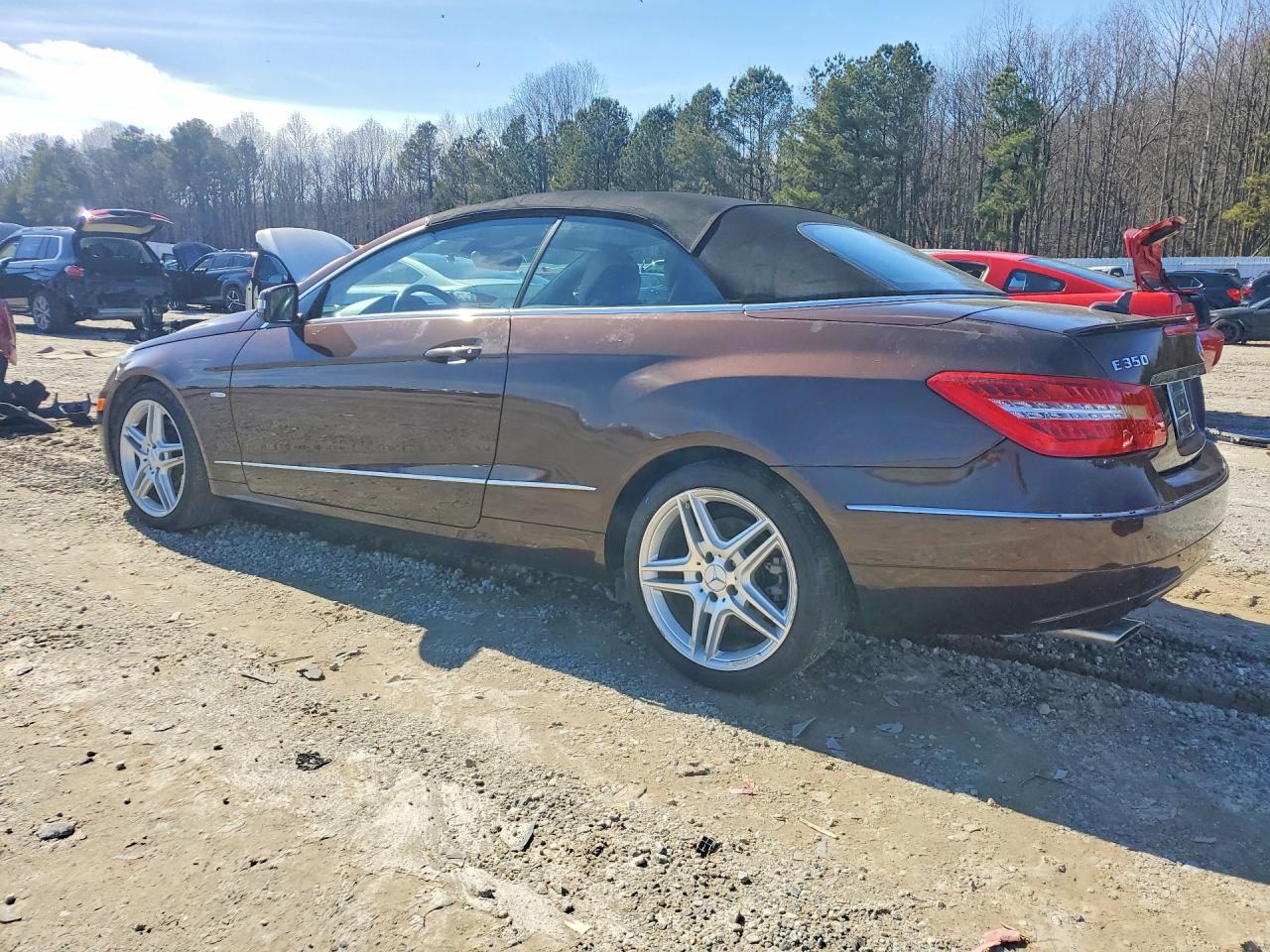 2012 MERCEDES-BENZ E-Class