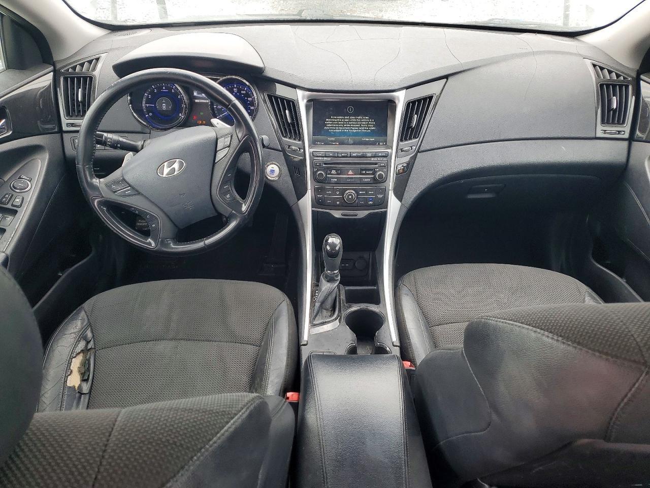 2014 HYUNDAI SONATA