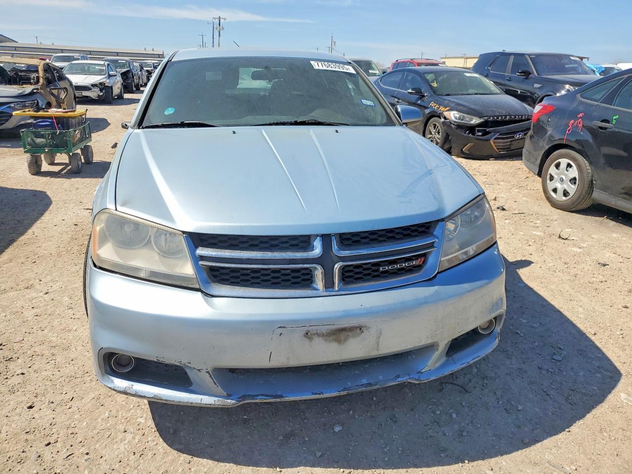 2013 DODGE Avenger