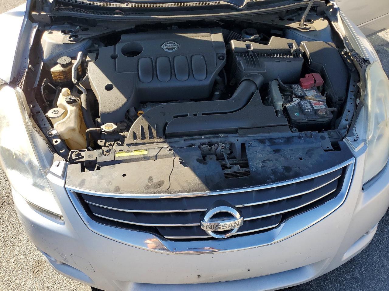 2010 NISSAN ALTIMA