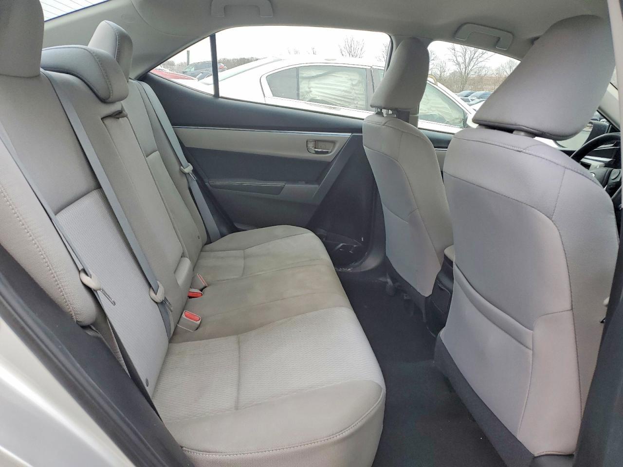 2016 TOYOTA COROLLA