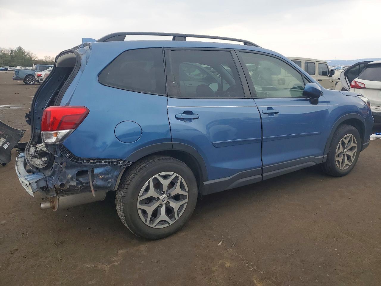 2021 SUBARU FORESTER