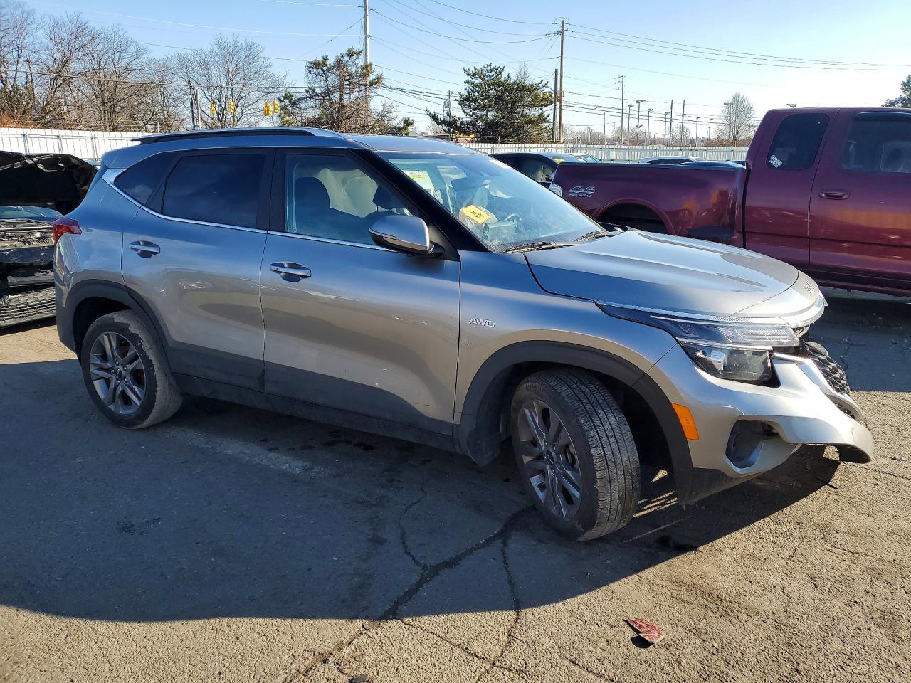 2023 KIA SELTOS